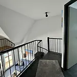 Maisonette Fram شقة لابو